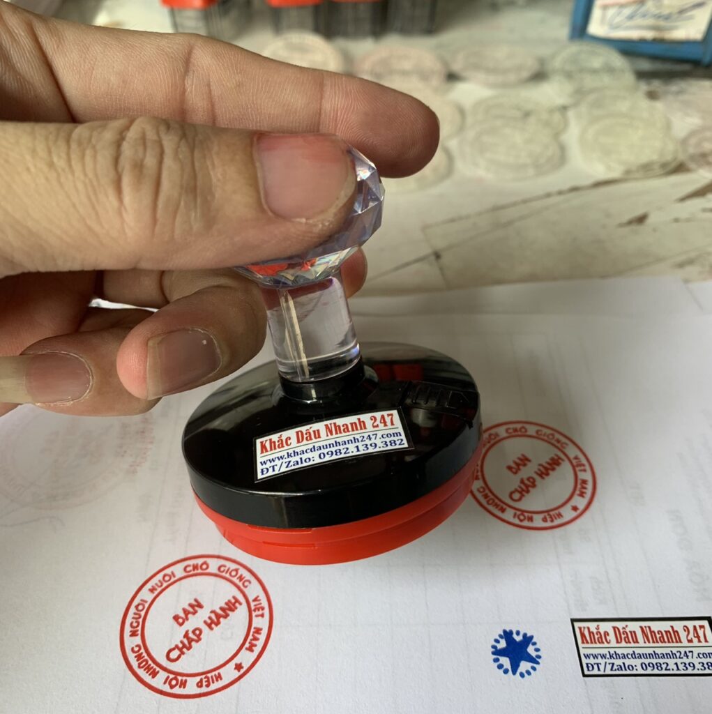 Khắc dấu Sài Gòn