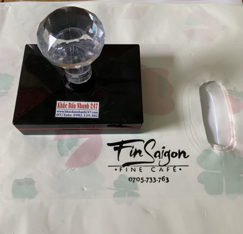 Khắc dấu Sài Gòn
